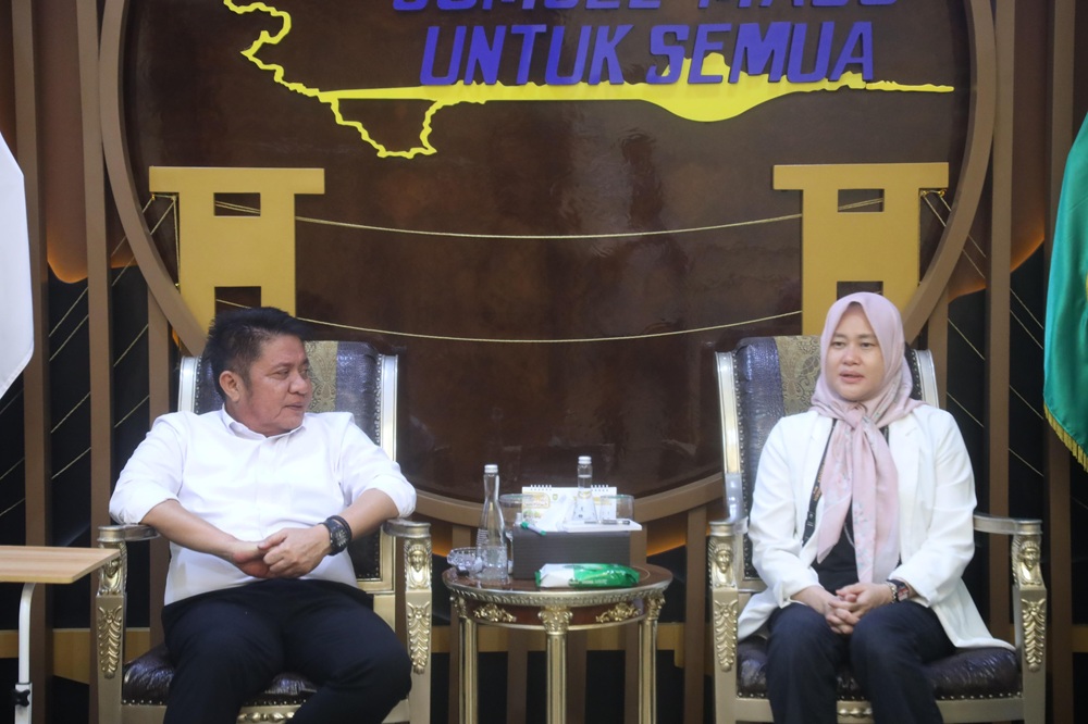 fbc356eb-6949-41db-9d77-8fdbb20e89bc